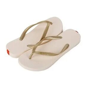 Swalker Unisex Cream and Gold Flip Flop Thong Sandal M9/W10 NWT